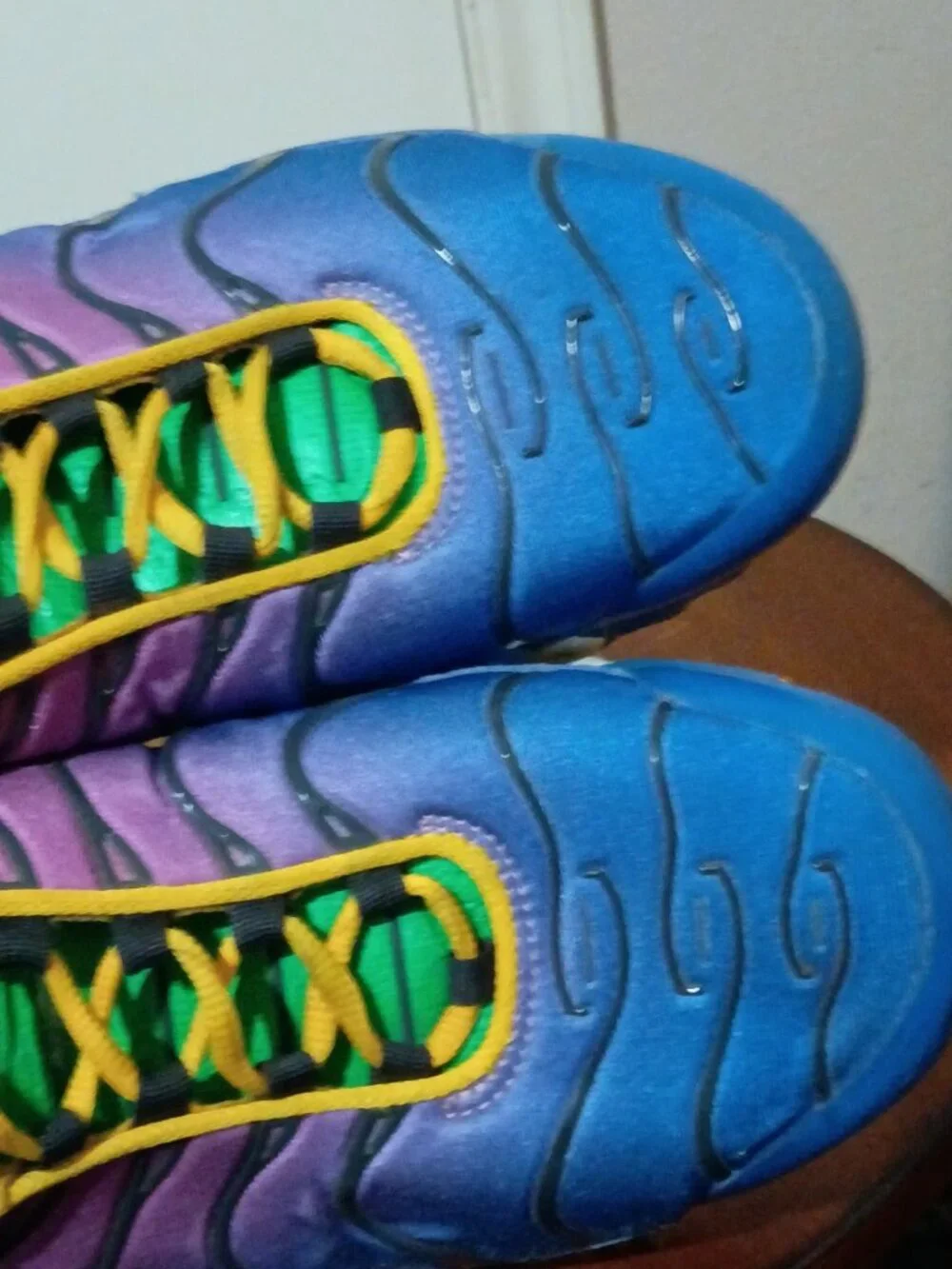 Nike Air Max Plus Shoes Youth Size 6.5Y Multicolor Running Sneakers CU4678-400
